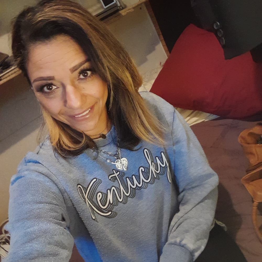 Meet your Posher, Christy